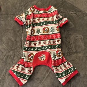 Buc-ee’s Large dog Christmas Onesie